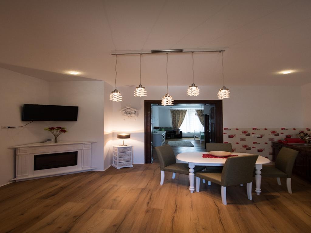 Luxury Central Apartment In Hermannstadt Exterior foto